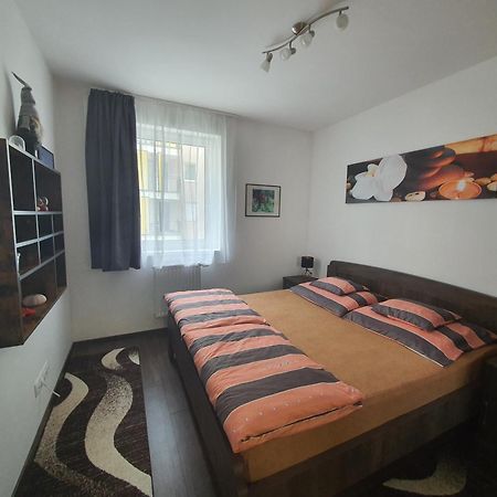 Park West Apartment - Free Parking Budapest Eksteriør bilde