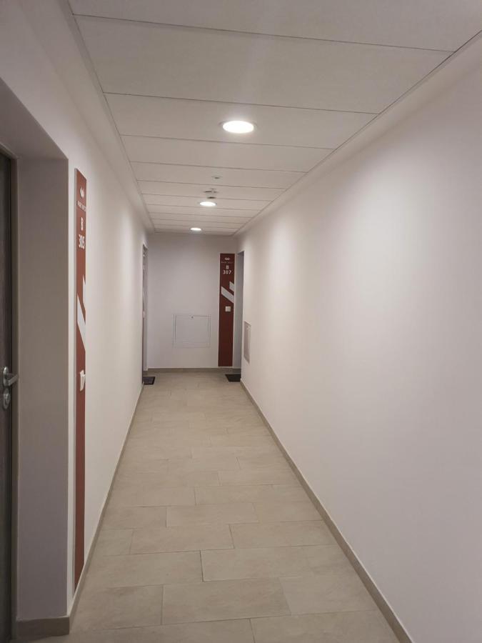 Park West Apartment - Free Parking Budapest Eksteriør bilde