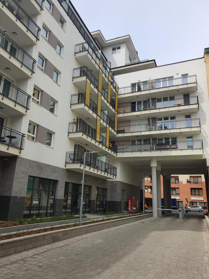 Park West Apartment - Free Parking Budapest Eksteriør bilde