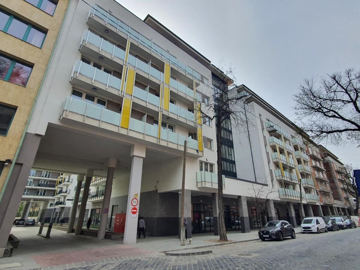 Park West Apartment - Free Parking Budapest Eksteriør bilde
