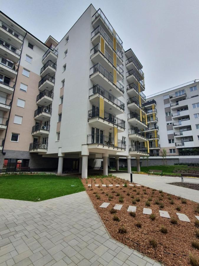 Park West Apartment - Free Parking Budapest Eksteriør bilde