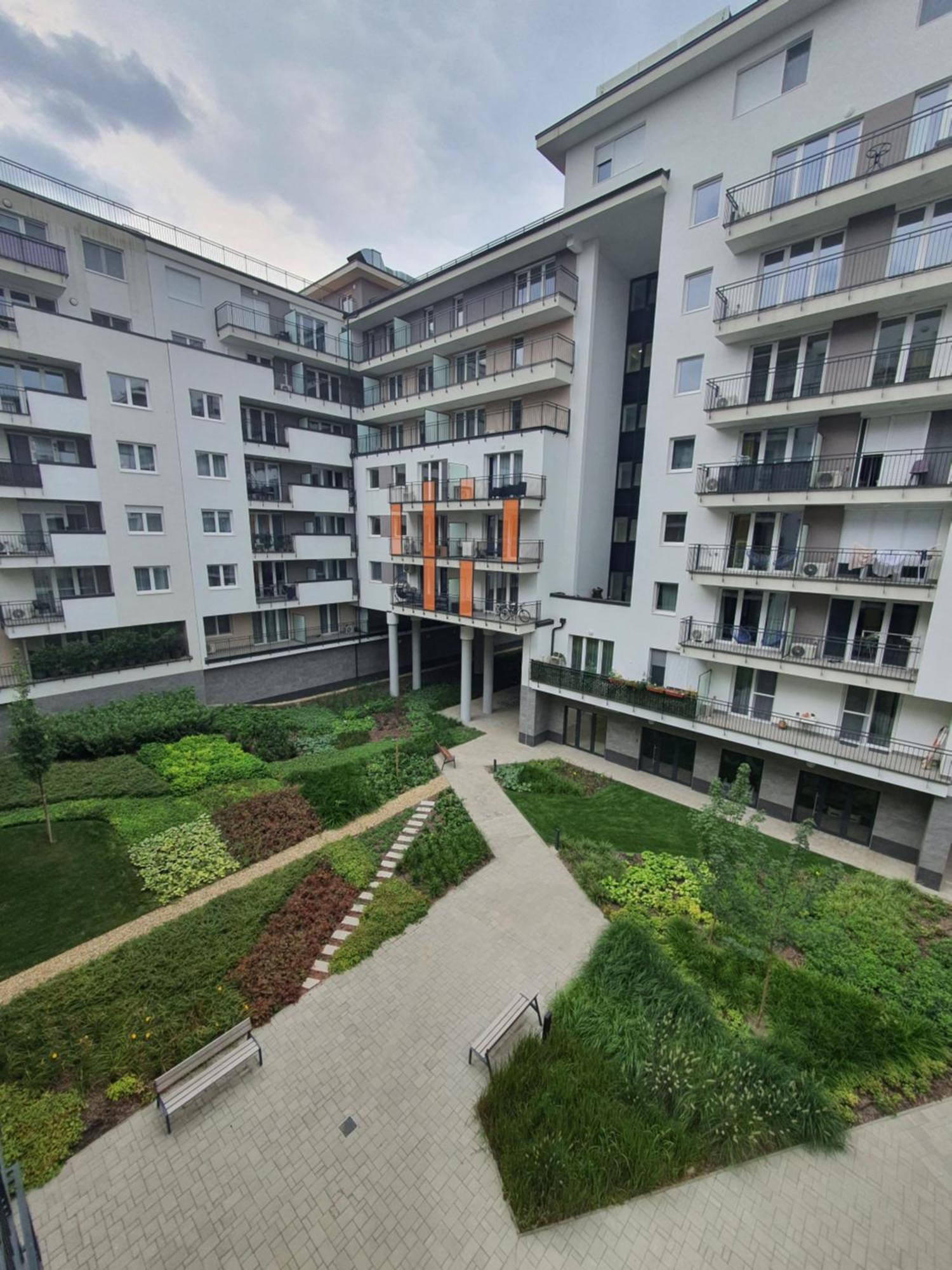 Park West Apartment - Free Parking Budapest Eksteriør bilde